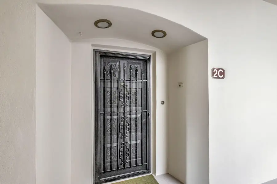 11811 Avenue Of The Pga #2-2c, Palm Beach Gardens, FL 33418 - #2