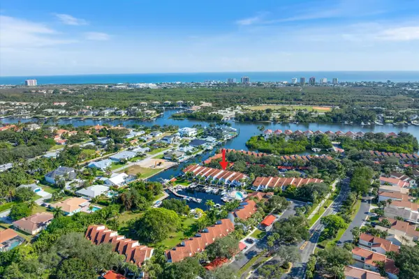 2359 Treasure Isle Drive #33, Palm Beach Gardens, FL 33410