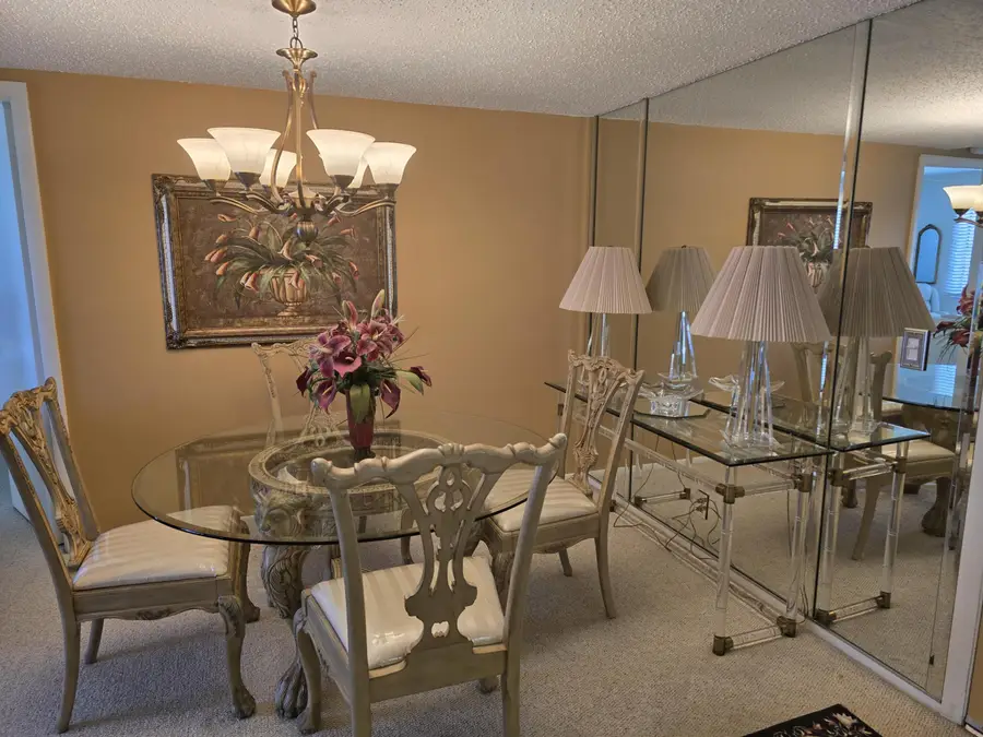 112 Lake Dora Drive, West Palm Beach, FL 33411 - #3