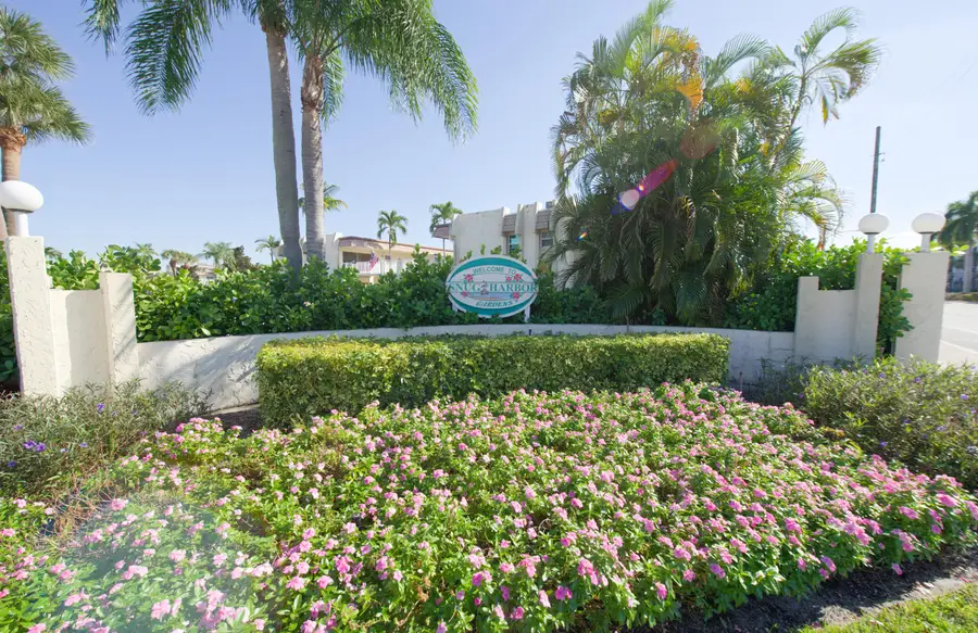 632 Snug Harbor Drive #D15, Boynton Beach, FL 33435 - #2