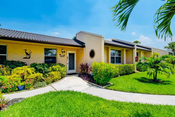 159 Lake Meryl Drive, West Palm Beach, FL 33411