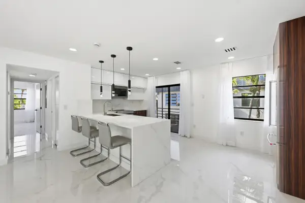 571 Piedmont L, Delray Beach, FL 33484