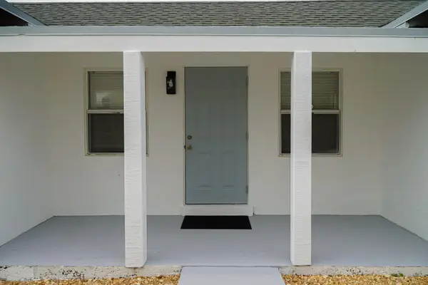 908 W 5th Street, Riviera Beach, FL 33404