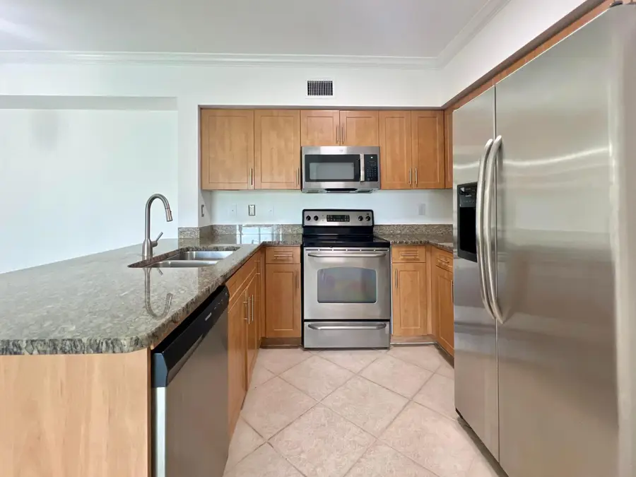 6450 Emerald Dunes Drive #301, West Palm Beach, FL 33411 - #2