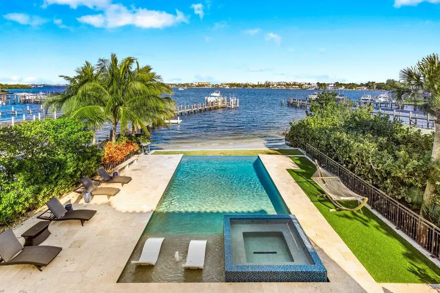 200 N Lake Drive, Lantana, FL 33462 - #2