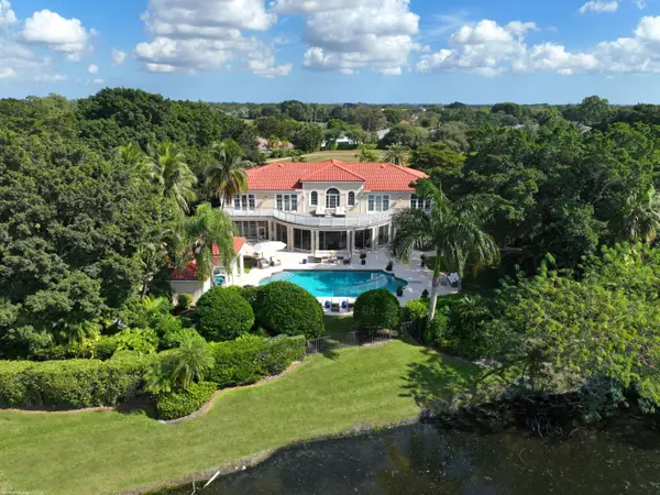 2359 Muir Circle, Wellington, FL 33414