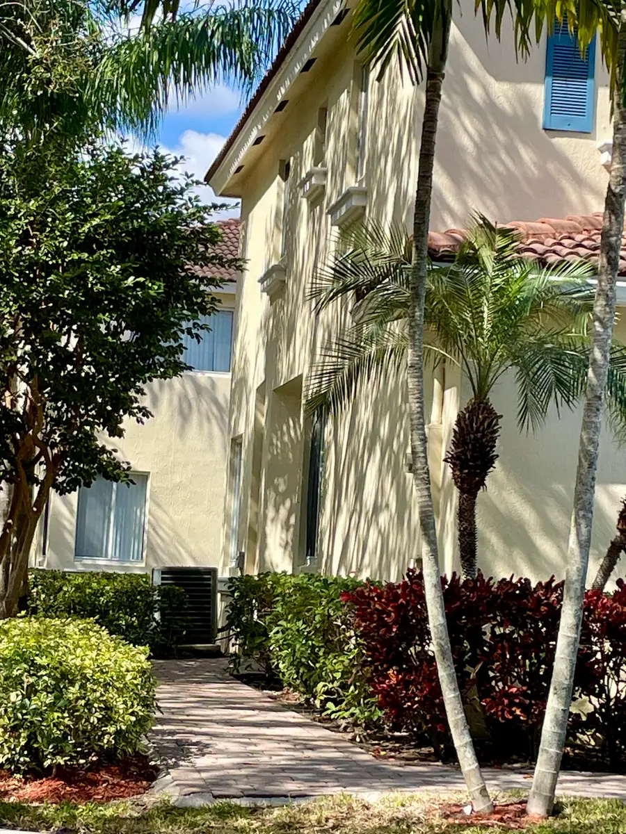 3121 N Evergreen Circle, Boynton Beach, FL 33426 - #2
