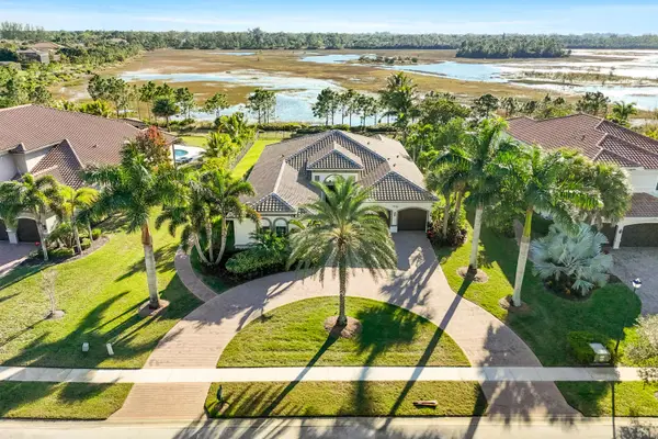 7755 Maywood Crest Drive, Palm Beach Gardens, FL 33412