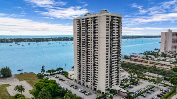 5600 N Flagler Drive #401, West Palm Beach, FL 33407