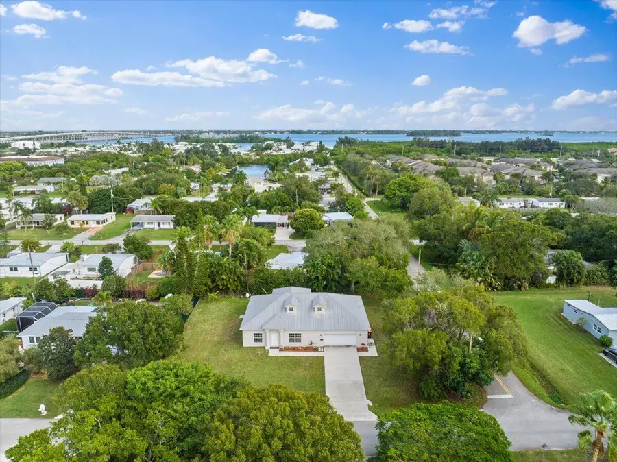 1410 4th Court, Vero Beach, FL 32960 - #2