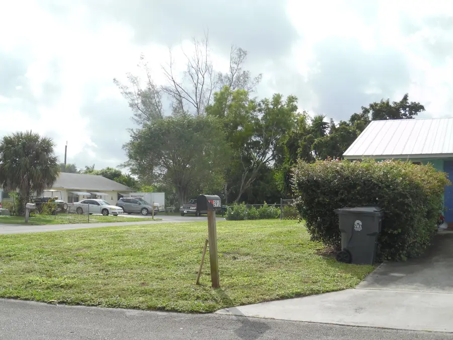 3910 Holden Lane, Lake Worth, FL 33461 - #2