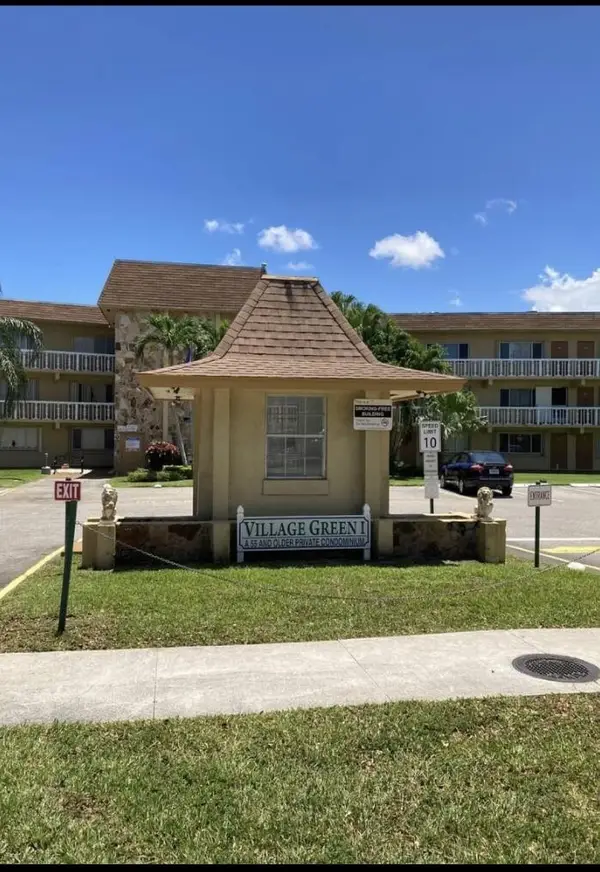 555 Purdy Lane #A122, Palm Springs, FL 33461
