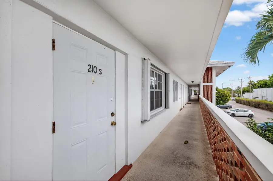 2050 NE 39th Street #S210, Lighthouse Point, FL 33064 - #3