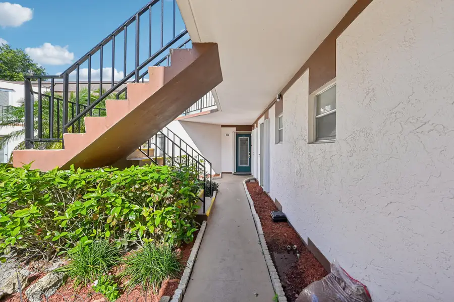 7 N Greenway Village N #111, Royal Palm Beach, FL 33411 - #2