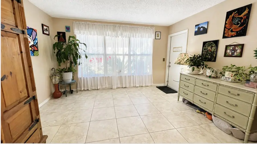 910 South Drive #B, Delray Beach, FL 33445 - #2