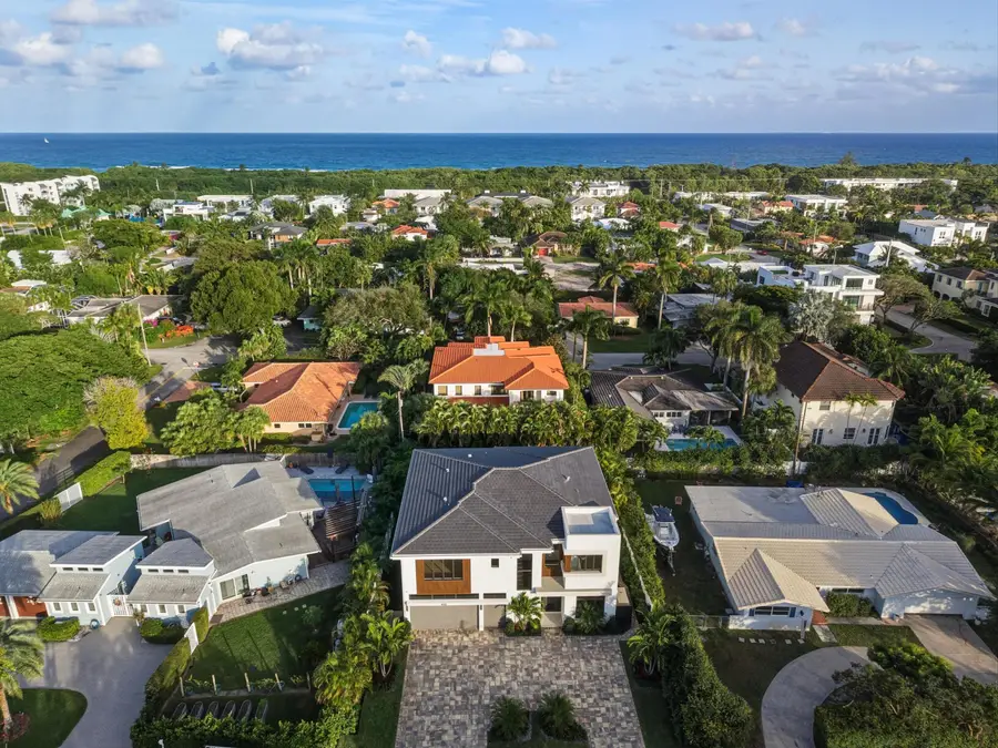 450 NE Spanish Court, Boca Raton, FL 33432 - #3
