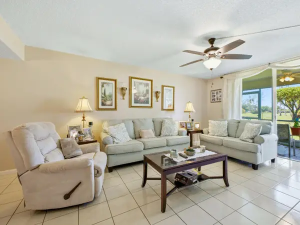 6698 10th Avenue N #106, Lake Worth, FL 33467