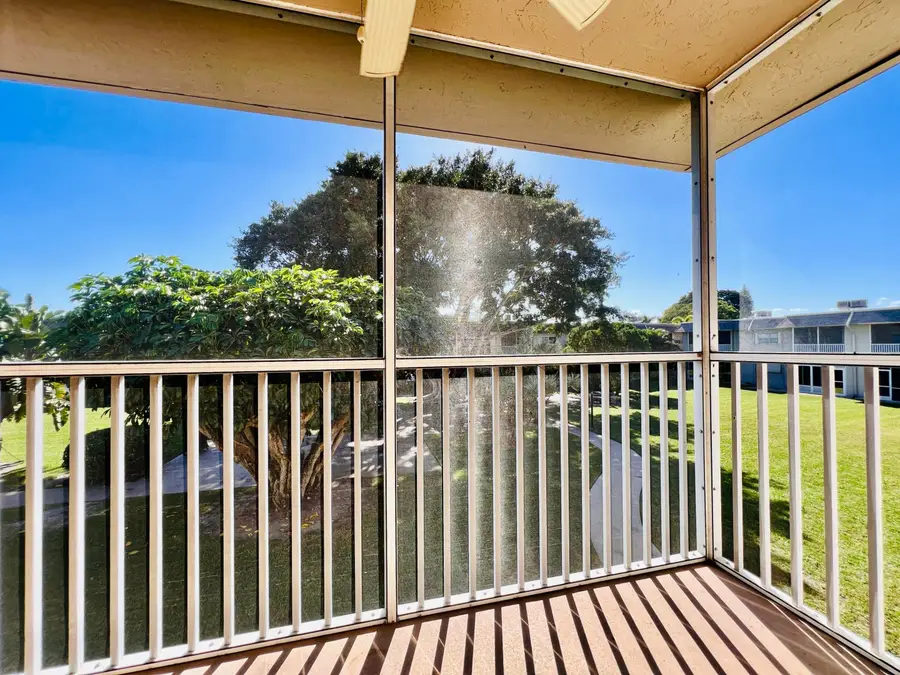 209 Oxford 200, West Palm Beach, FL 33417 - #3
