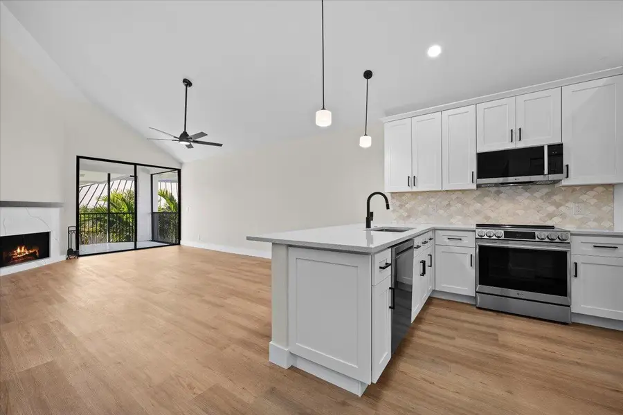 144 Bay Colony Drive N #Penthouse, Juno Beach, FL 33408 - #3