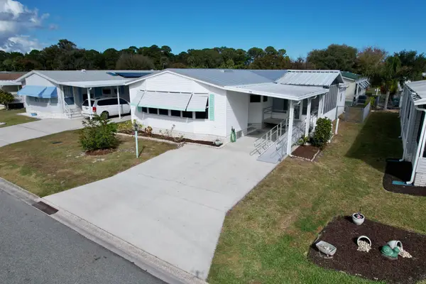 314 Kiwi Drive, Barefoot Bay, FL 32976