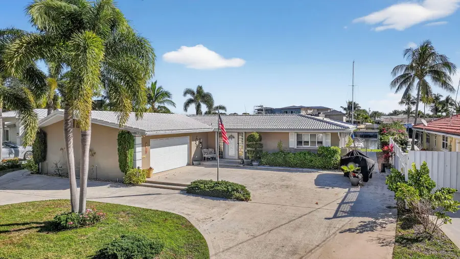 752 Lagoon Drive, North Palm Beach, FL 33408 - #2