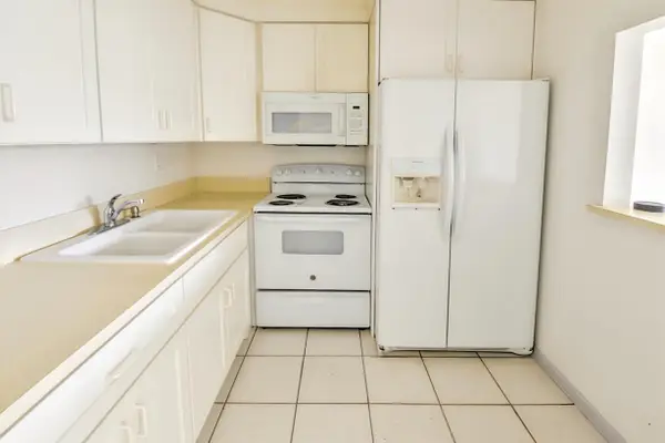 164 Andover G, West Palm Beach, FL 33417