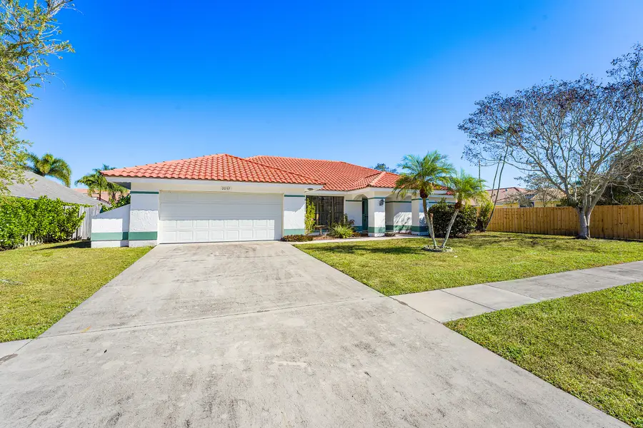 2057 Amesbury Circle, Wellington, FL 33414 - #2
