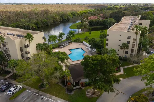 3100 NW 42nd Avenue #D404, Coconut Creek, FL 33066