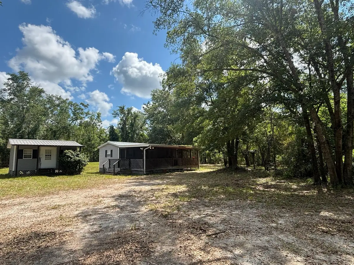 423 NW Bright Lake Court, White Springs, FL 32096 - #1