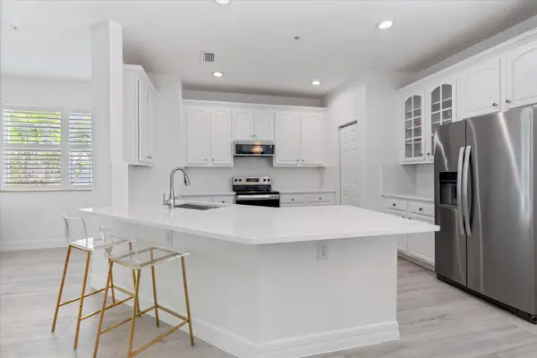295 NE 5th Avenue #32, Delray Beach, FL 33483