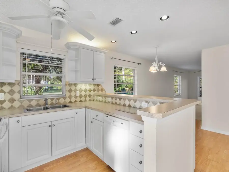 100 Spring Lake Drive #107, Vero Beach, FL 32962 - #3