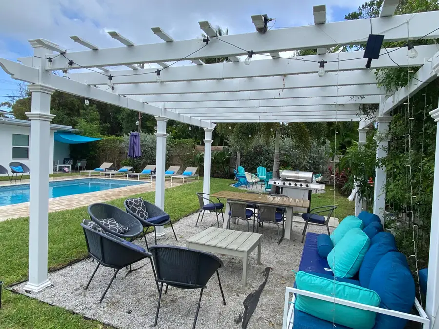 304 SE 3rd Street, Delray Beach, FL 33483 - #2