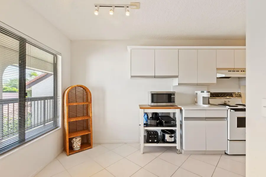 5380 Cedar Lake Drive #303, Boynton Beach, FL 33437 - #3