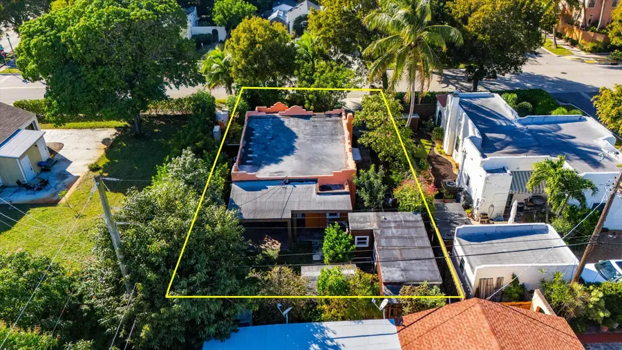6704 Garden Avenue, West Palm Beach, FL 33405 - #3
