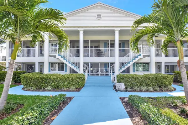 201 Venetian Drive #4, Delray Beach, FL 33483