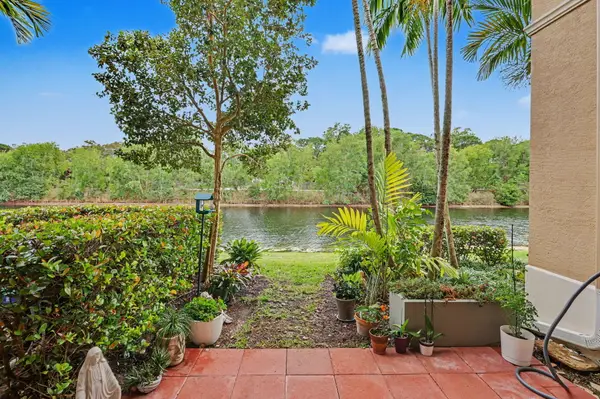 4531 Artesa Way S, Palm Beach Gardens, FL 33418