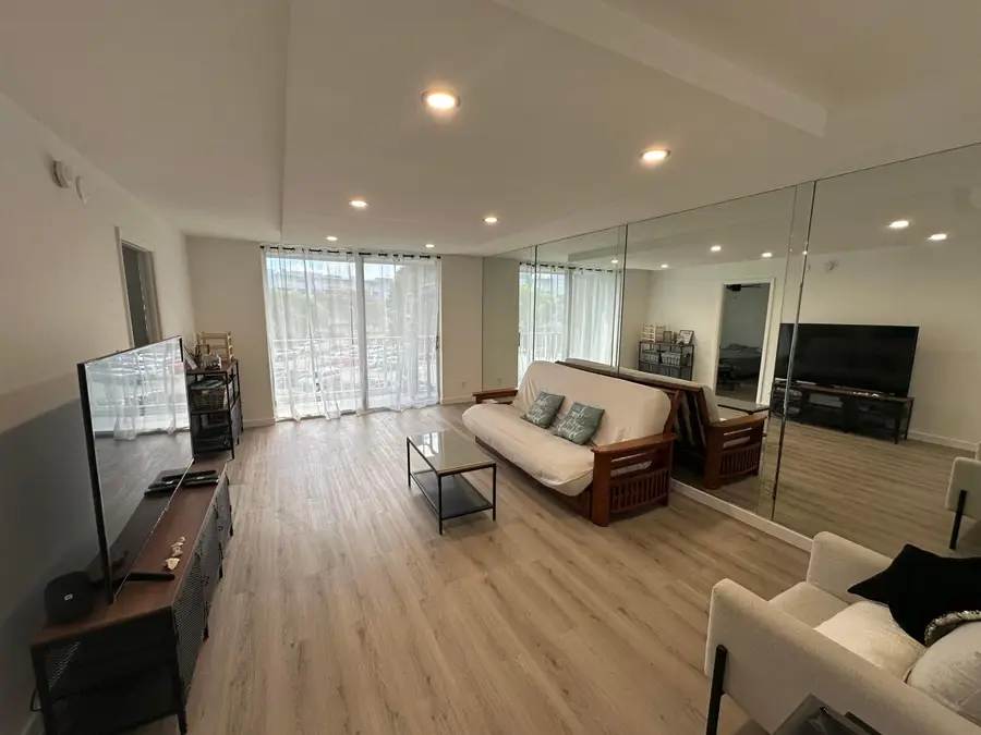 500 Executive Center Drive #3h, West Palm Beach, FL 33401 - #3