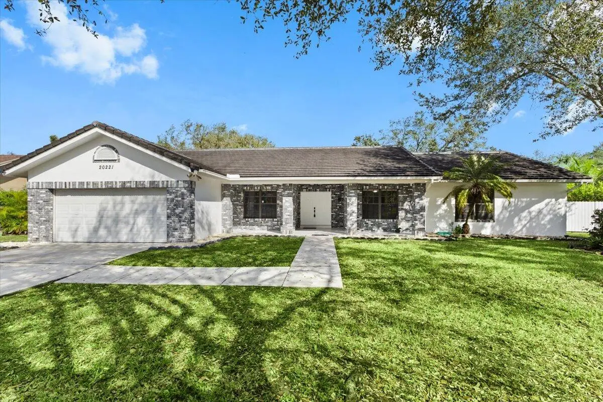 20221 NW 8th Street, Pembroke Pines, FL 33029 - #1