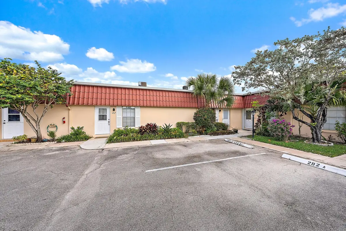 292 Cape Cod Circle #B, Lake Worth, FL 33467 - #1