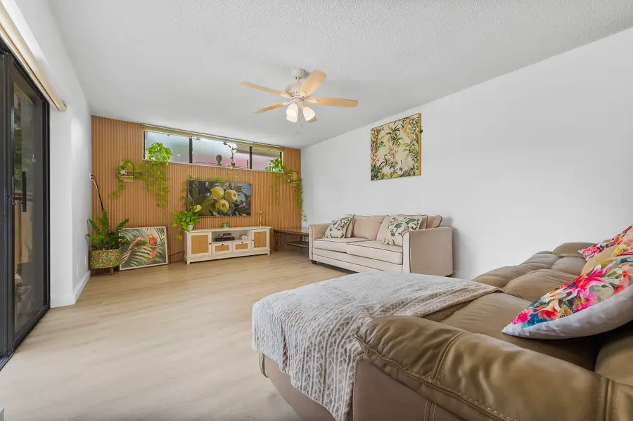8141 Severn Drive #B, Boca Raton, FL 33433 - #3