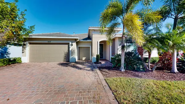 10127 SW Cypress Wood Court, Port St Lucie, FL 34987