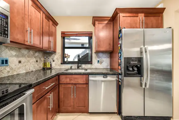 4772 NW 22nd Street #42122, Coconut Creek, FL 33063