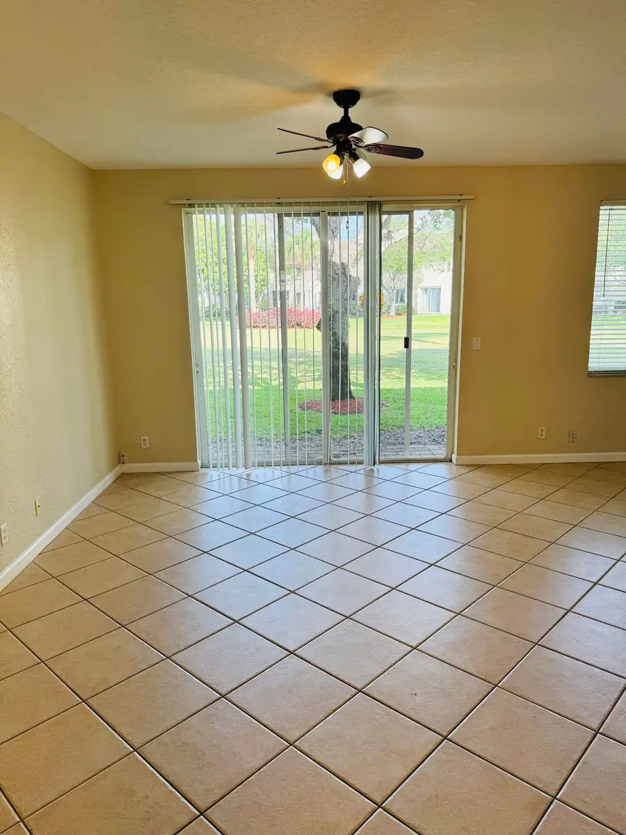 3033 N Evergreen Circle, Boynton Beach, FL 33426 - #3