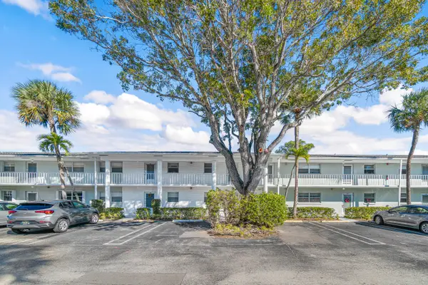 2700 SW 22nd Avenue #1407, Delray Beach, FL 33445