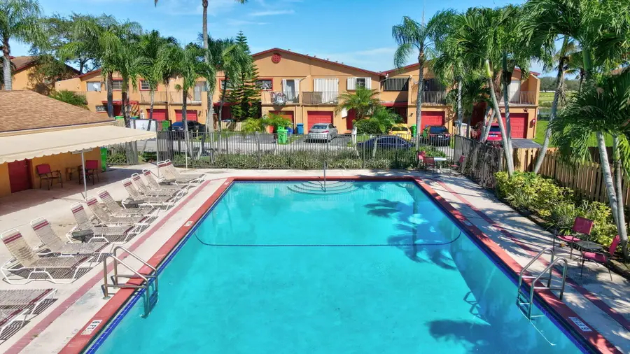 2751 E Sunrise Lakes Drive #204, Sunrise, FL 33322 - #2