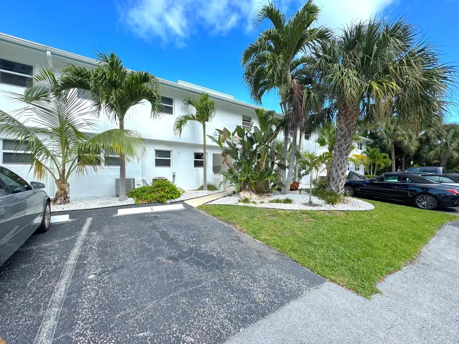 2815 NE 33rd Avenue #106, Fort Lauderdale, FL 33308 - #3