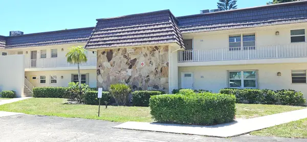 12003 Poinciana Boulevard #204, Royal Palm Beach, FL 33411