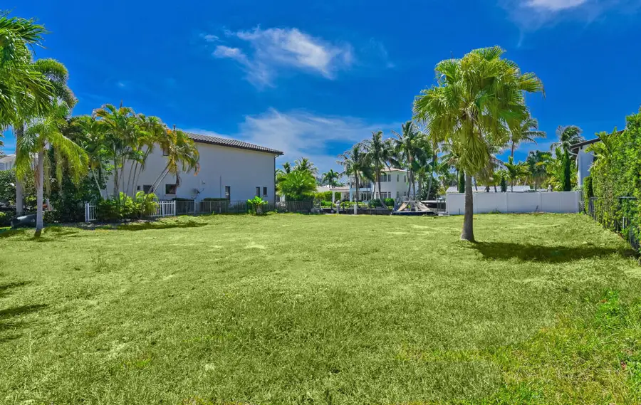 808 NE Bay Cove Street, Boca Raton, FL 33487 - #3