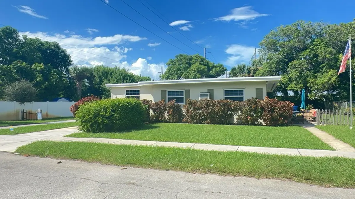 182 W 34th Street #1, Riviera Beach, FL 33404 - #1