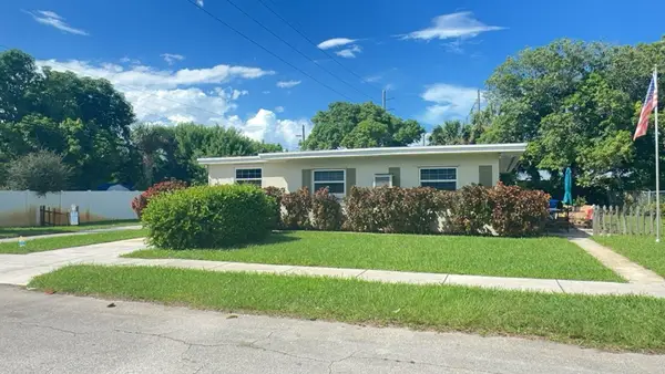 182 W 34th Street #1, Riviera Beach, FL 33404